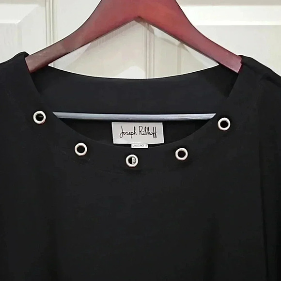 Joseph Ribkoff Black Grommet top Sz 8 - Picture 2 of 8